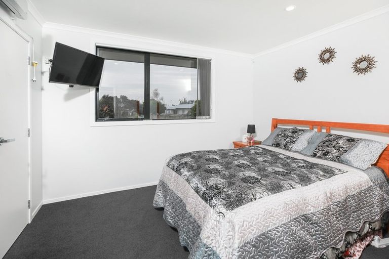 Photo of property in 42 Lindsay Crescent, Nawton, Hamilton, 3200