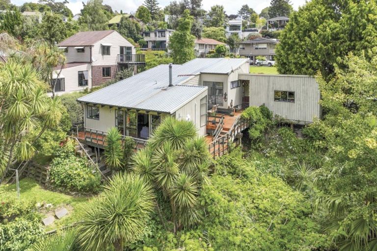 Photo of property in 13a Tokomaru Drive, Havelock North, 4130