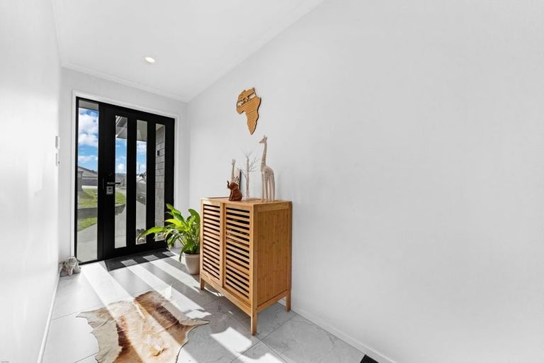 Photo of property in 131 Hitchen Road, Pokeno, 2402