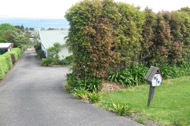 Photo of property in 978 Whangaparaoa Road, Manly, Whangaparaoa, 0930