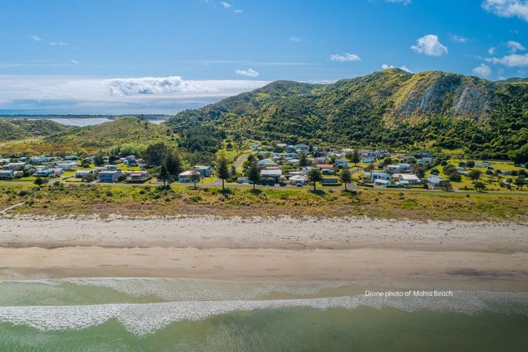 Photo of property in 29 Moana Drive, Mahia, Nuhaka, 4198