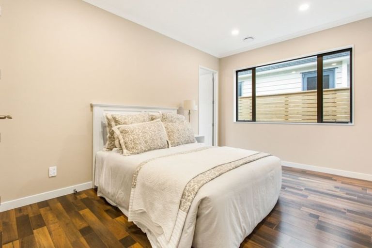 Photo of property in 17 Tawatawa Street, Long Bay, Auckland, 0630