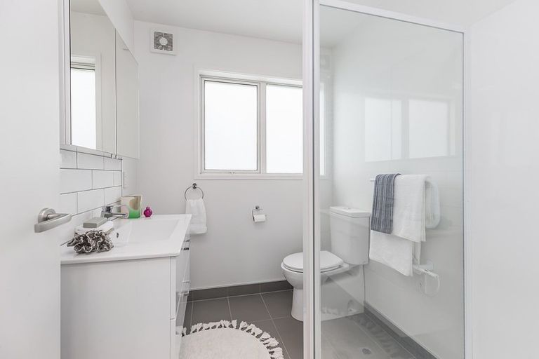 Photo of property in 8/74 Derwent Street, Island Bay, Wellington, 6023