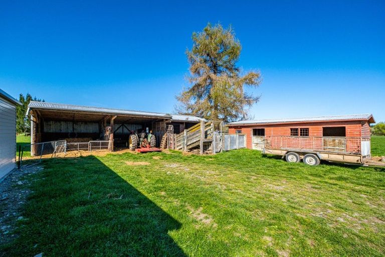 Photo of property in 99 Templer Street, Geraldine, 7992