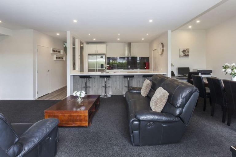 Photo of property in 9 Seager Lane, Hillmorton, Christchurch, 8024