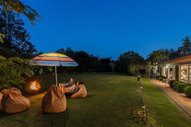 Photo of property in 11 Herbert Drive, Whangamata, 3620