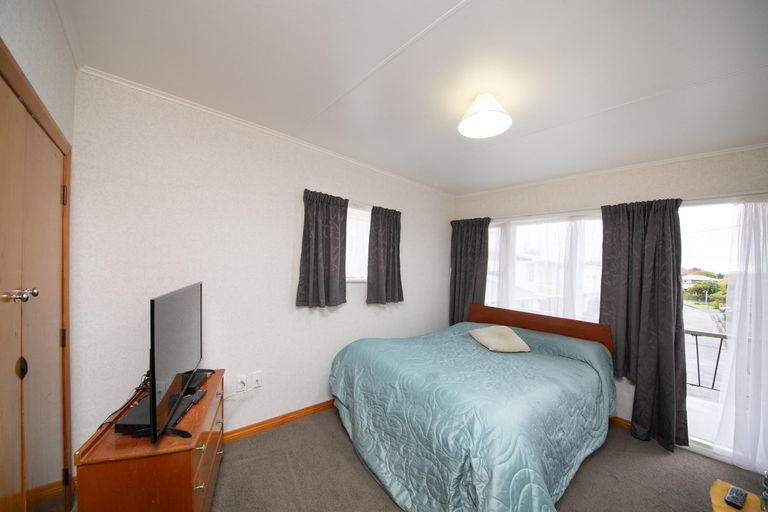 Photo of property in 8 Bradford Place, Awapuni, Palmerston North, 4412