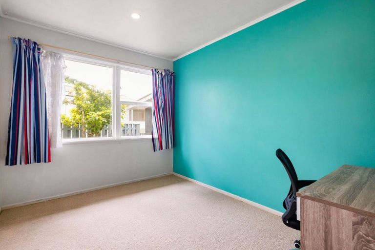 Photo of property in 6 Parkdale Place, Glenview, Hamilton, 3206