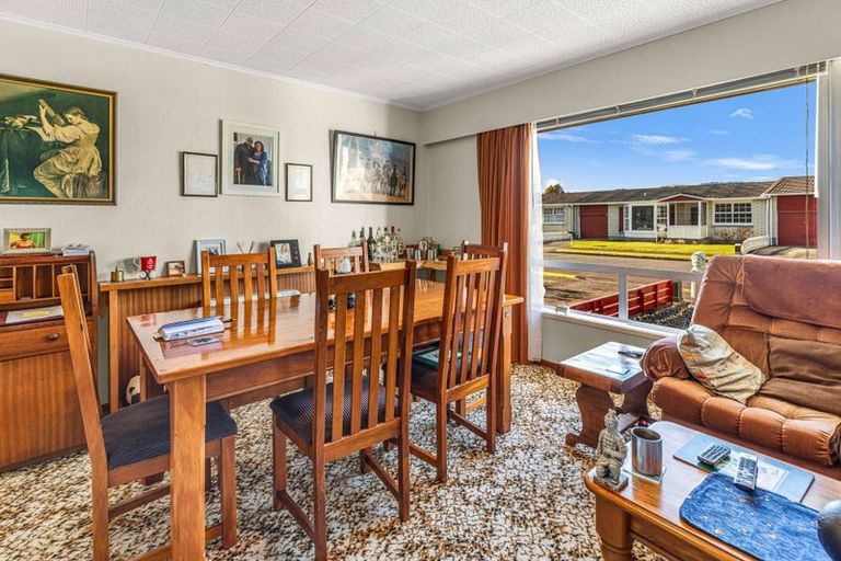 Photo of property in 43 Rugby Street, Levin, 5510