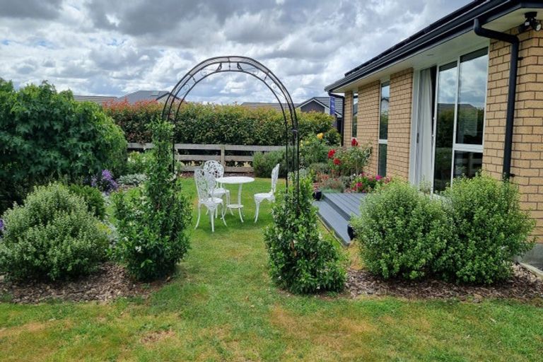 Photo of property in 1 Fantail Avenue, Carterton, 5713