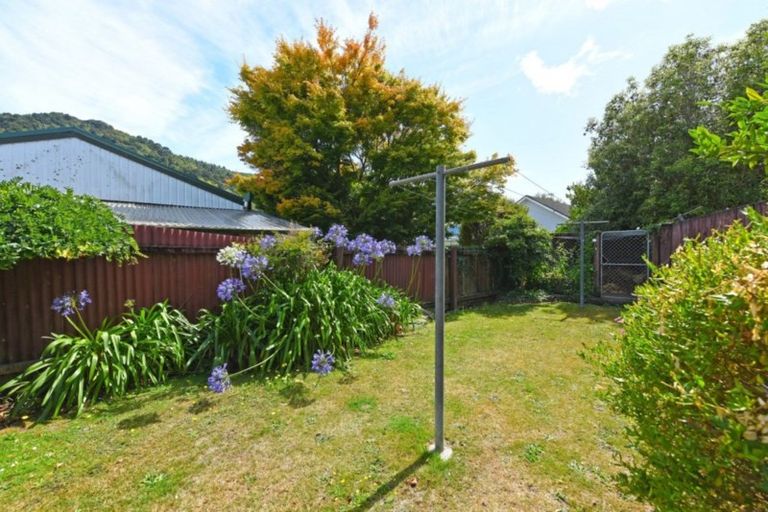 Photo of property in 1/20 Dakota Grove, Totara Park, Upper Hutt, 5018