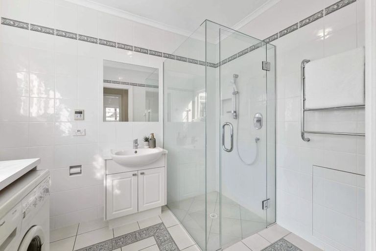 Photo of property in 174 Brooklands Road, Vogeltown, New Plymouth, 4310