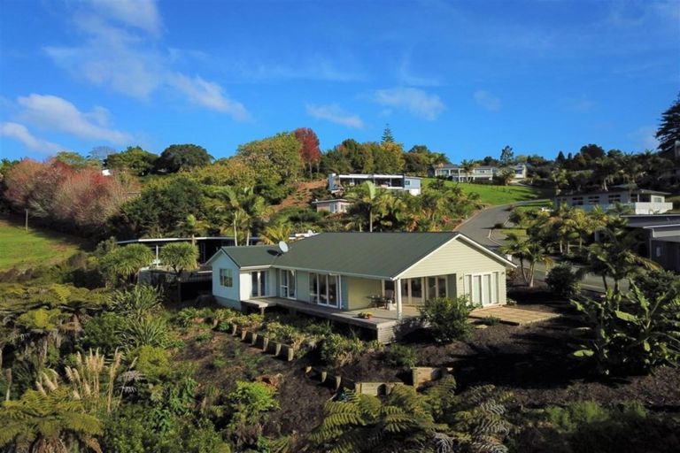 Photo of property in 20 Alderton Drive, Kerikeri, 0230