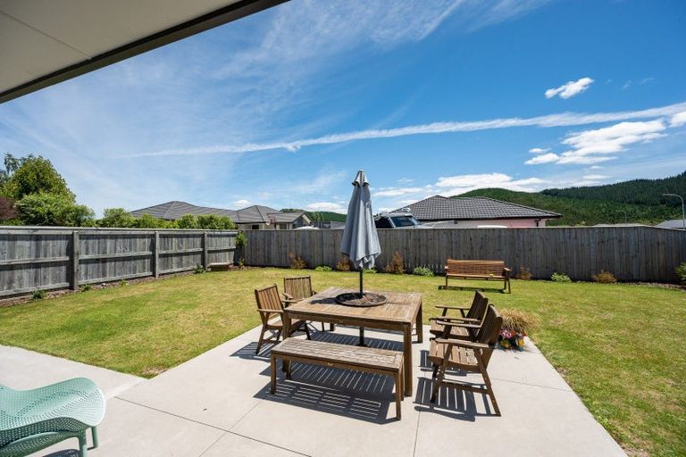 Photo of property in 44 George Fyfe Way, Wakefield, 7025