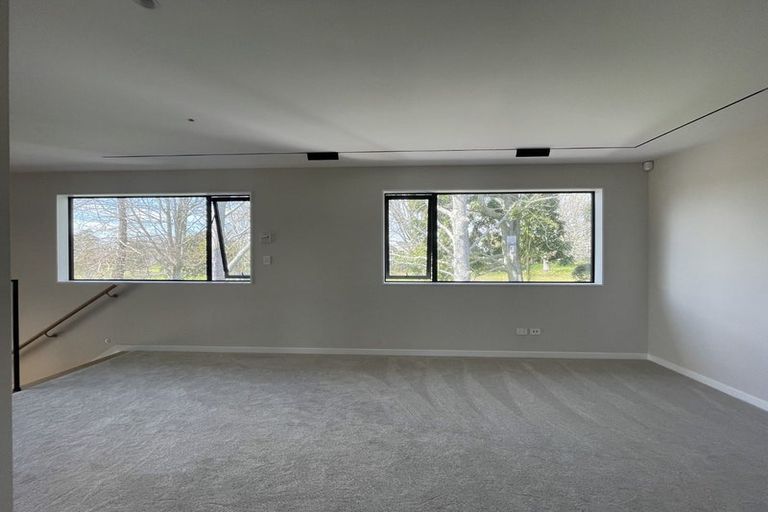 Photo of property in 15a Benders Avenue, Hillcrest, Auckland, 0627