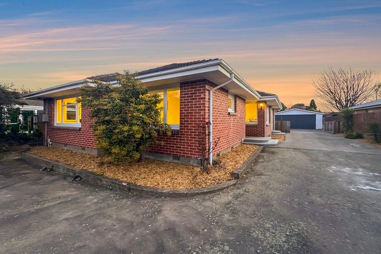 Photo of property in 265 Cranford Street, St Albans, Christchurch, 8052