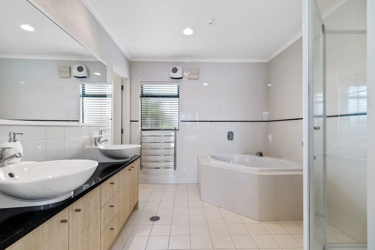 Photo of property in 6e The Dunes, Pauanui, Hikuai, 3579