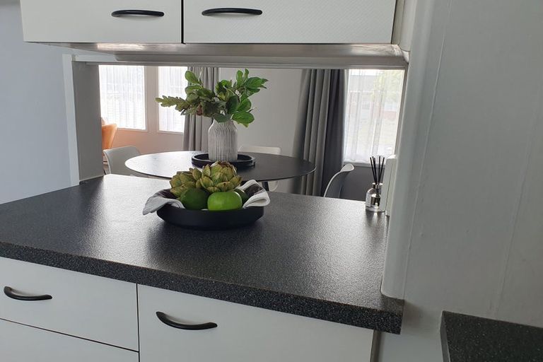 Photo of property in 2 Drury Street, Cloverlea, Palmerston North, 4412