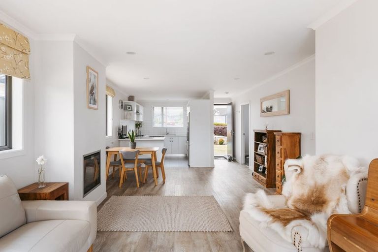 Photo of property in Waterview Estate, 8/4 Greystone Place, Omokoroa, 3114