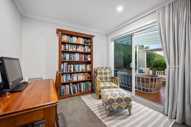 Photo of property in 134 Arran Point Parade, Orewa, 0931