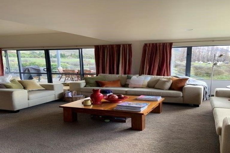 Photo of property in 74 Bills Way, Wanaka, 9305