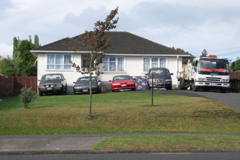 Photo of property in 106 View Road, Sunnyvale, Auckland, 0612