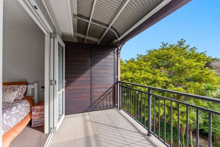 Photo of property in The Grand Apartments, 2d/4 Kell Drive, Albany, Auckland, 0632