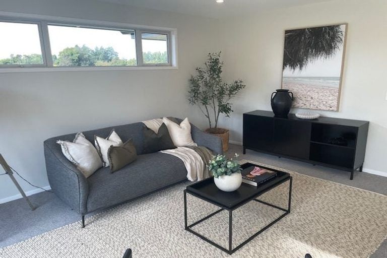 Photo of property in 63 Lincoln Road, Carterton, 5713