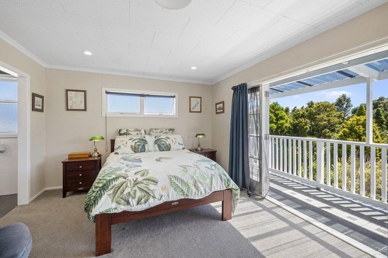 Photo of property in 47 Waiwaka Terrace, Strandon, New Plymouth, 4312