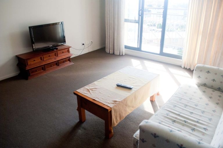 Photo of property in 4j/160 Symonds Street, Eden Terrace, Auckland, 1010