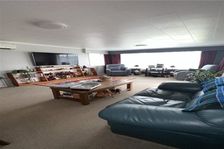 Photo of property in 7 Kowhai Street, Levin, 5510