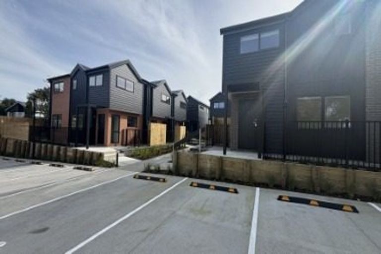 Photo of property in 8/25 Childs Avenue, Pukekohe, 2120