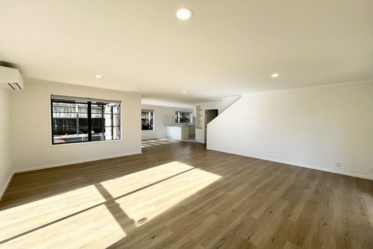 Photo of property in 4 Jack Place, Flat Bush, Auckland, 2019