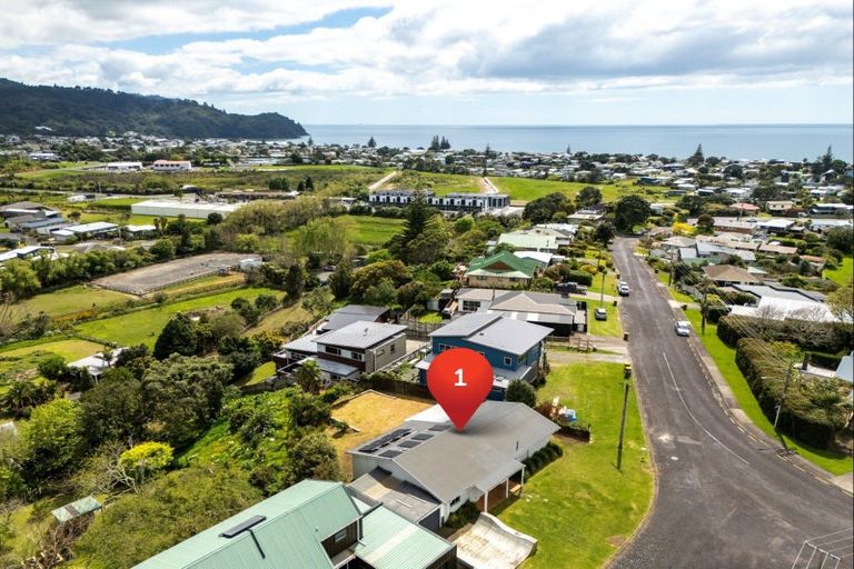 Photo of property in 1 Farm Road, Waihi Beach, 3611