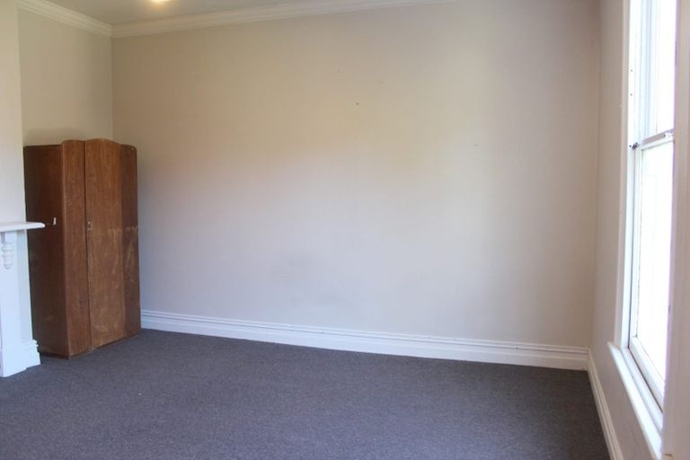 Photo of property in 1 Phillips Street, Kensington, Dunedin, 9011