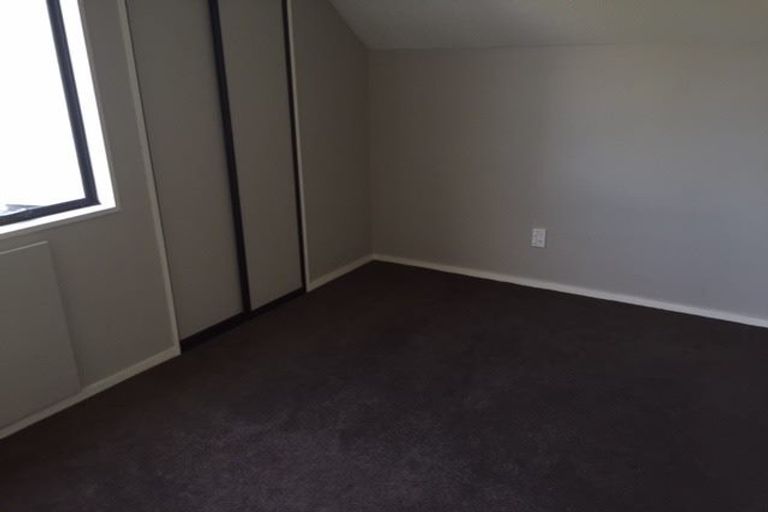 Photo of property in 2/28 Brigham Drive, Halswell, Christchurch, 8025