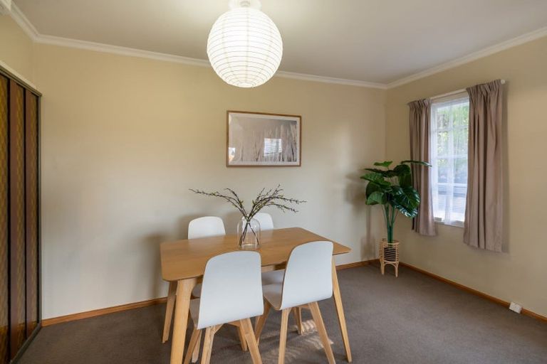 Photo of property in 1/32 Taupata Street, Redcliffs, Christchurch, 8081