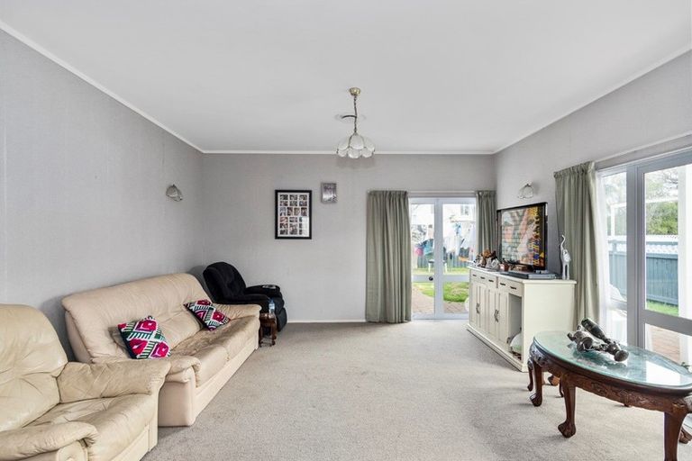 Photo of property in 28 Balmacewen Place, Mount Maunganui, 3116