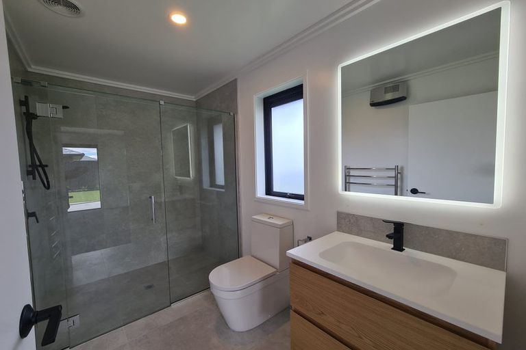 Photo of property in 20 Selfe Crescent, Burwood, Christchurch, 8083