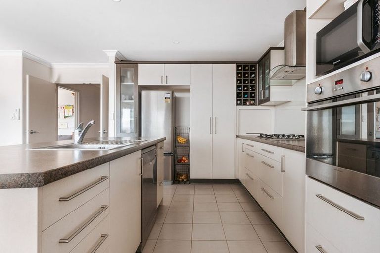 Photo of property in 7 Haden Place, Omokoroa, 3114