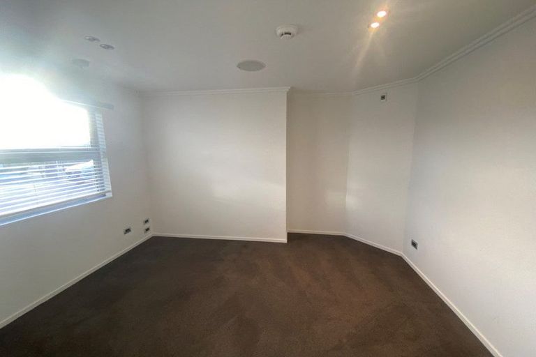 Photo of property in 1 Te Waihora Street, Pegasus, 7612