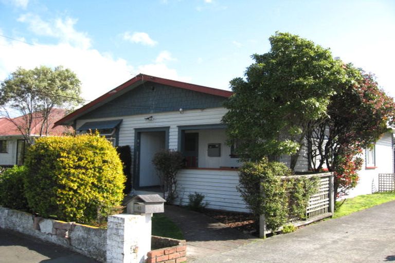 Photo of property in 1/42 Leighton Avenue, Waiwhetu, Lower Hutt, 5010