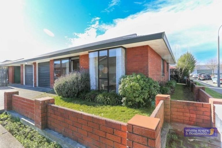 Photo of property in 1/8 Dallas Street, Riccarton, Christchurch, 8041