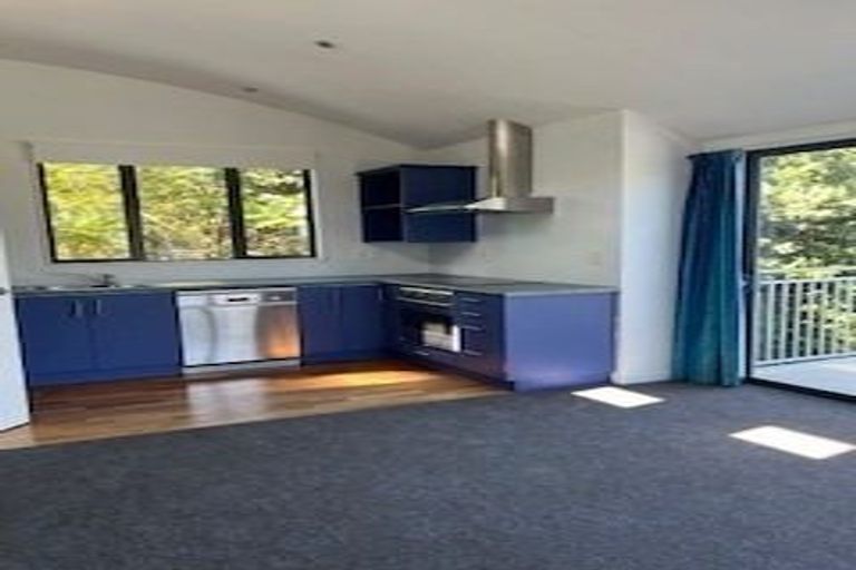 Photo of property in 59b Mana View Road, Paremata, Porirua, 5026