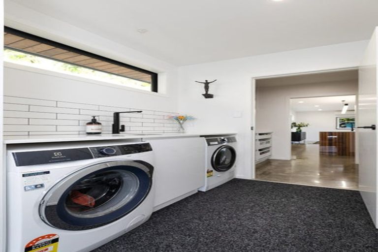 Photo of property in 8 Orite Drive, Welbourn, New Plymouth, 4310