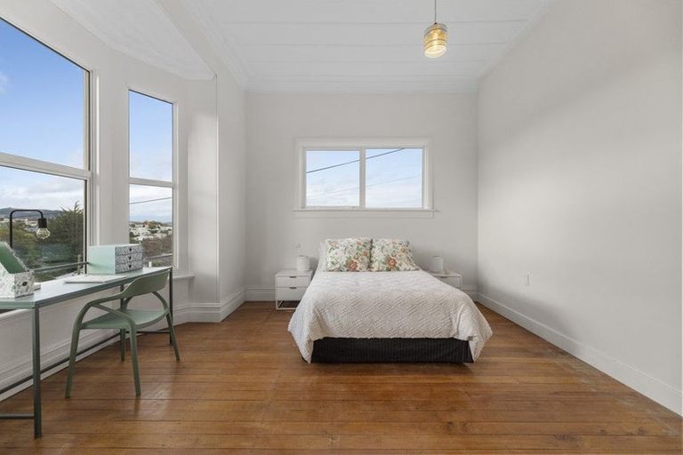 Photo of property in 34 Argyle Street, Mornington, Dunedin, 9011