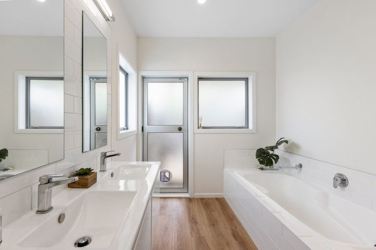 Photo of property in 206 Napier Road, Havelock North, Hastings, 4180