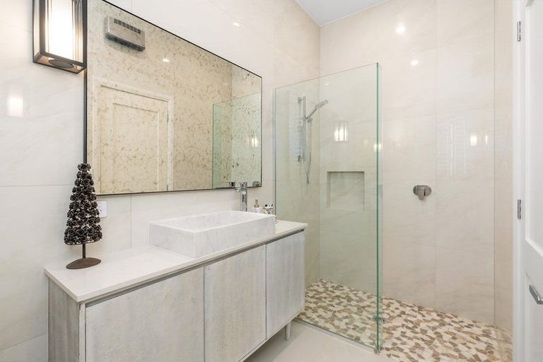 Photo of property in 4 Myra Evelyn Grove, Dairy Flat, Albany, 0792