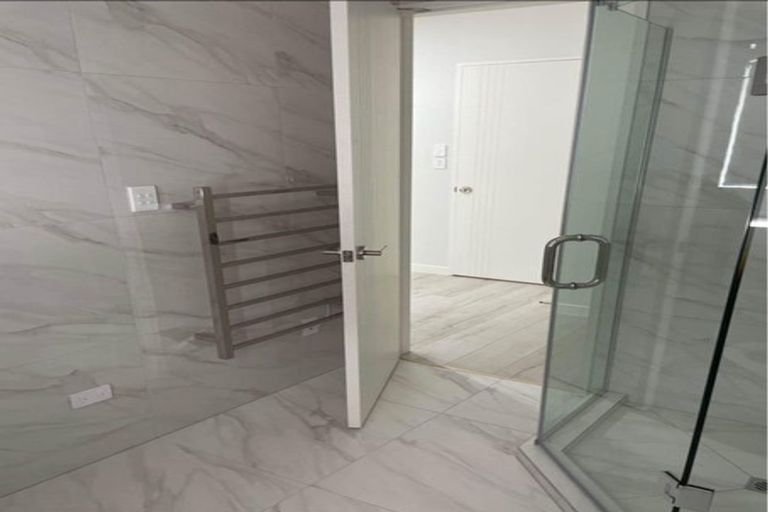 Photo of property in 74 Mettam Drive, Swanson, Auckland, 0614