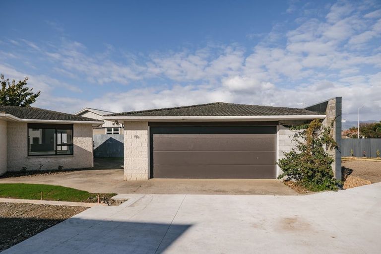 Photo of property in 2 Cypress Way, Levin, 5510